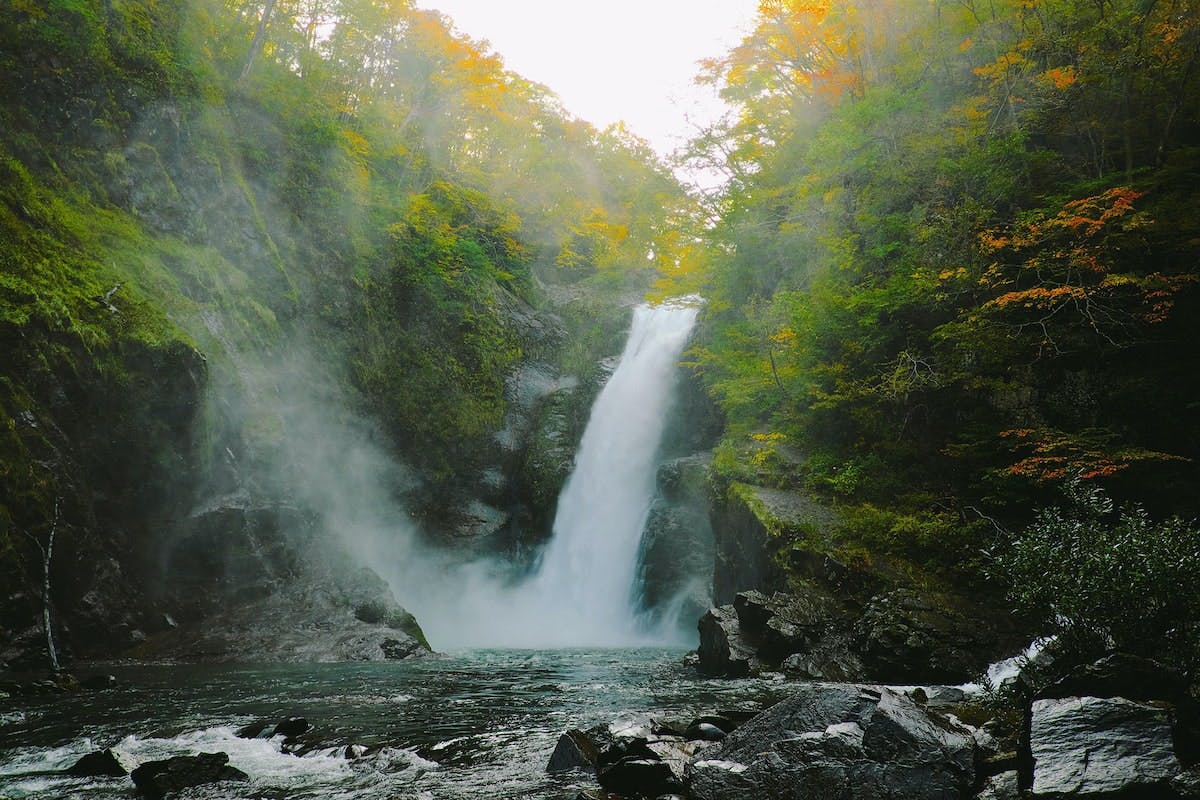 日本三名瀑の一つ秋保大滝